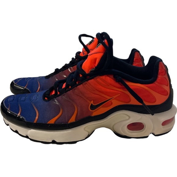 Nike Shoes - 2018
Air Max Plus TN SE BG 'Total Crimson' Size 7Y Boys